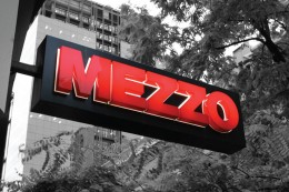 MEZZO BRANDING · 01
